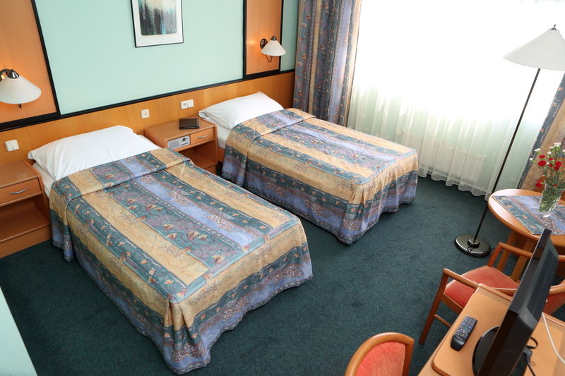 Cechie 4* Praga